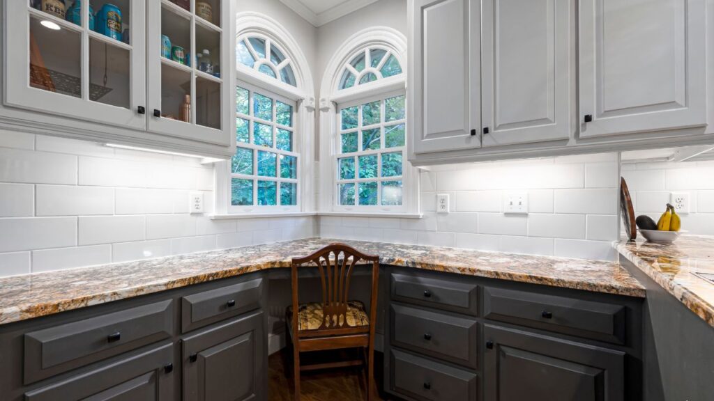 Installing modern kitchen tiles